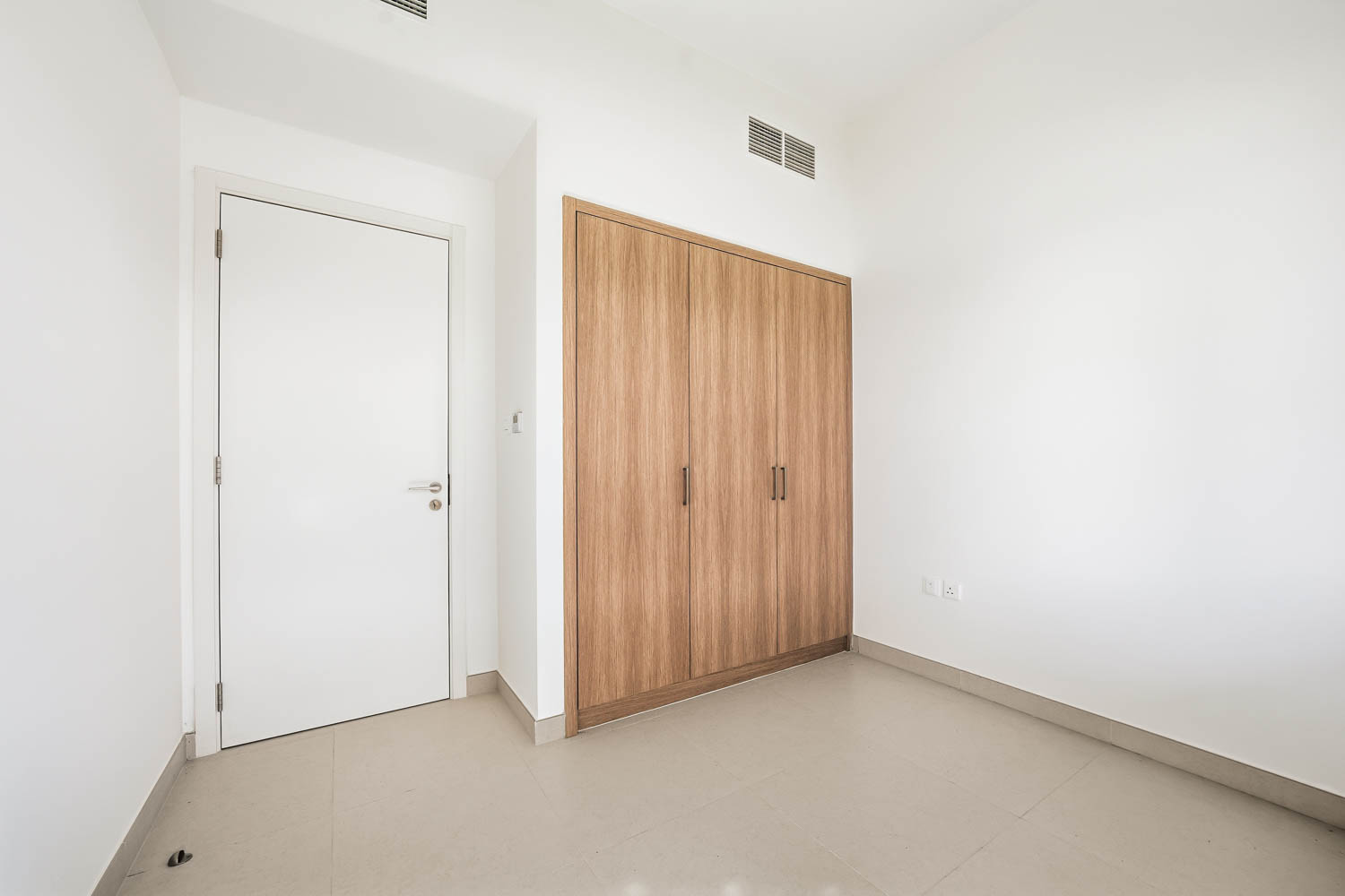 4 Bedrooms Townhouse in The Pulse Beachfront 2