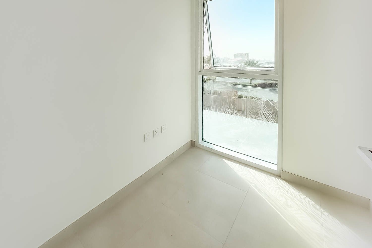 2 Bedrooms Apartment in MAG 555