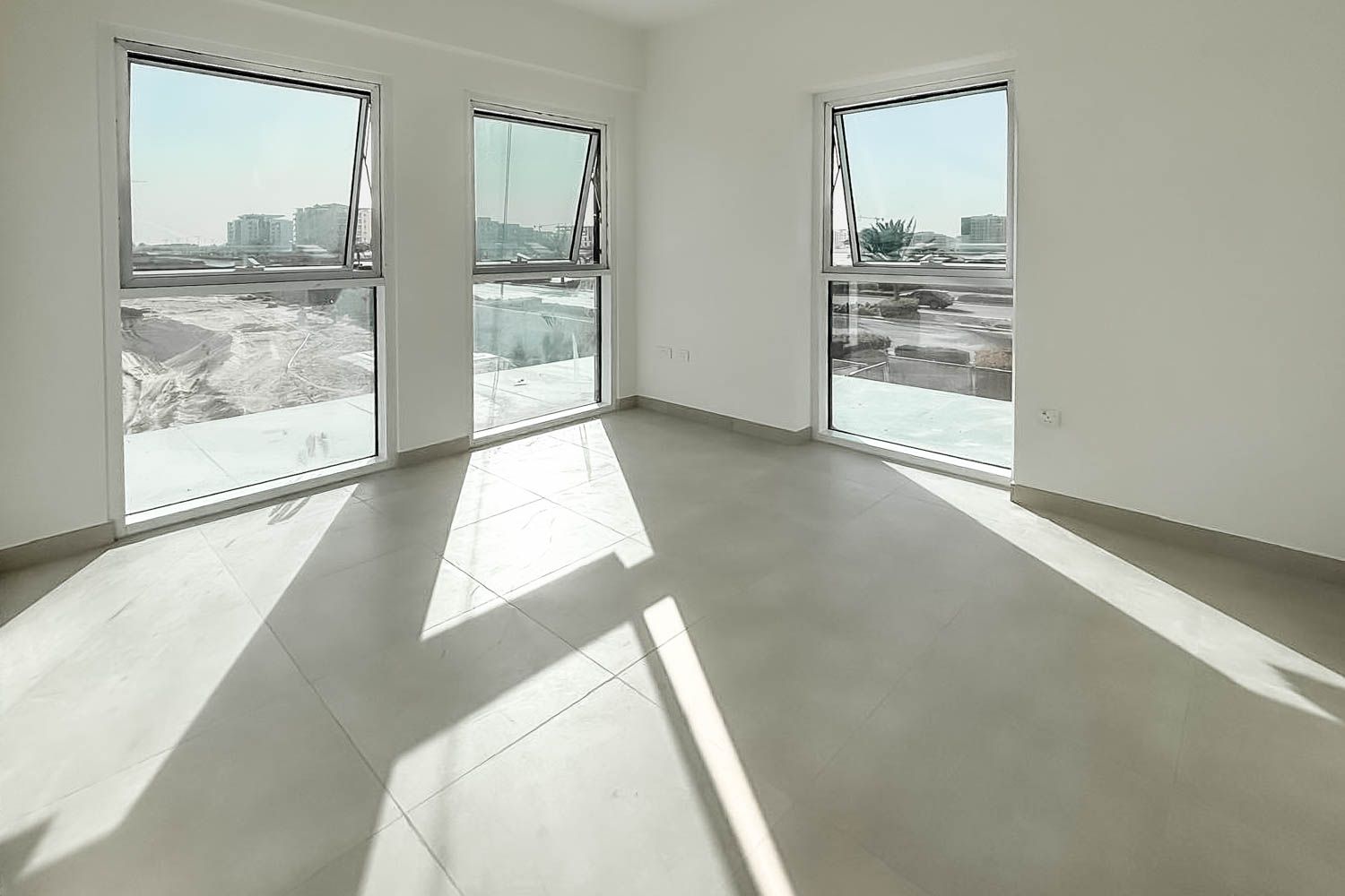 2 Bedrooms Apartment in MAG 555