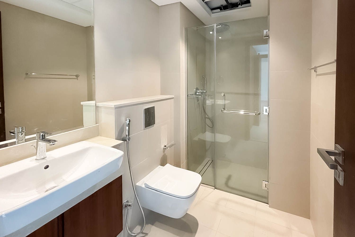 2 Bedrooms Apartment in MAG 555