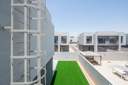 4 Bedrooms Townhouse in The Pulse Beachfront