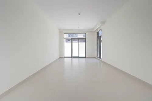 4 Bedrooms Townhouse in The Pulse Beachfront