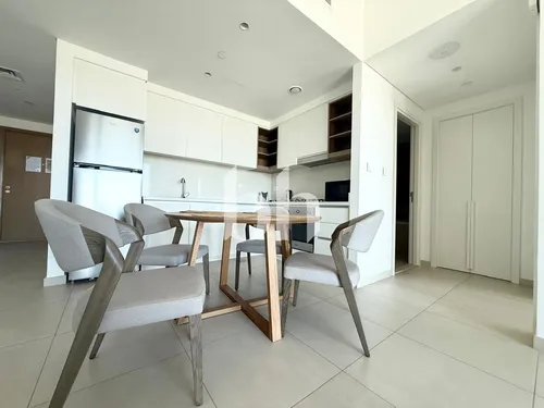 Vacant | Zaabeel View | Modern Finishes