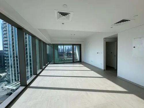 Ready to move | Prime Location | Unfurnished