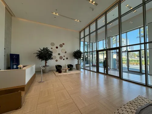 3 Bedrooms Apartment in Downtown Views II Tower 1