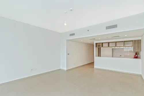 3 Bedrooms Apartment in Downtown Views II Tower 2