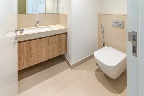 3 Bedrooms Apartment in Downtown Views II Tower 2