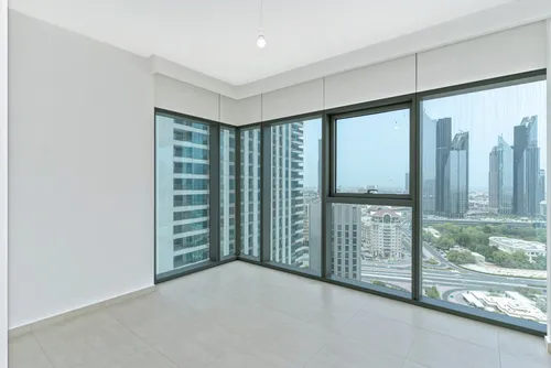 3 Bedrooms Apartment in Downtown Views II Tower 2