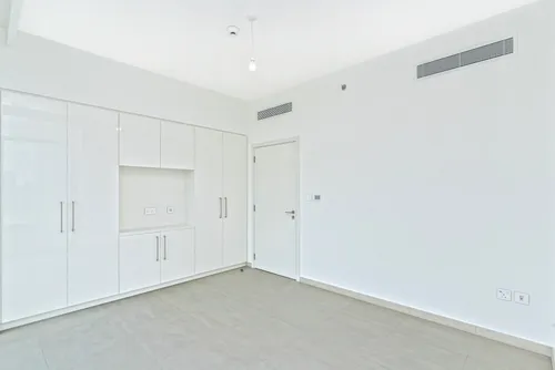 3 Bedrooms Apartment in Downtown Views II Tower 2