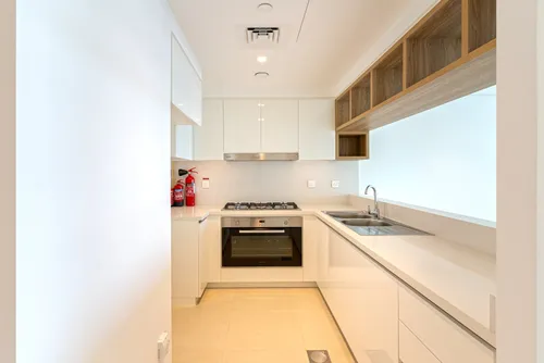 3 Bedrooms Apartment in Downtown Views II Tower 2