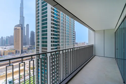 3 Bedrooms Apartment in Downtown Views II Tower 2