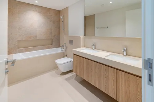 3 Bedrooms Apartment in Downtown Views II Tower 2