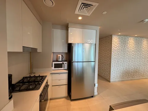 2 Bedrooms Apartment in Downtown Views II Tower 3