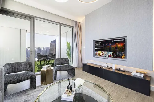 3 Bedrooms Apartment in Downtown Views II Tower 2