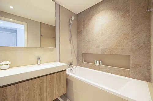 3 Bedrooms Apartment in Downtown Views II Tower 2