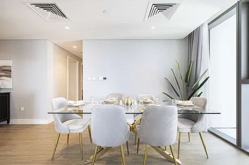 3 Bedrooms Apartment in Downtown Views II Tower 2