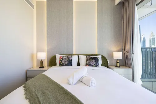 3 Bedrooms Apartment in Downtown Views II Tower 2