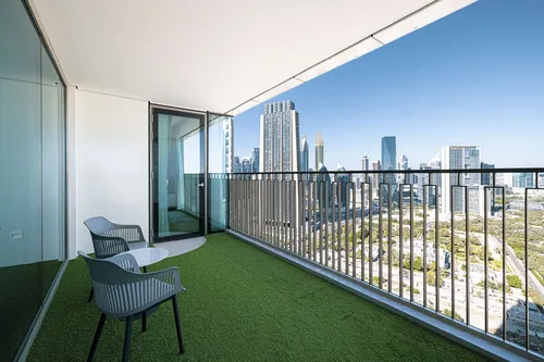 3 Bedrooms Apartment in Downtown Views II Tower 2