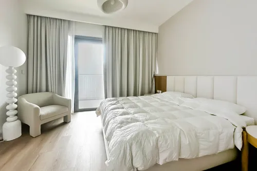 3 Bedrooms Apartment in Downtown Views II Tower 3