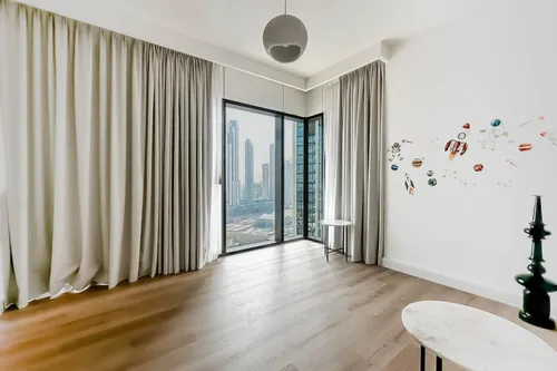 3 Bedrooms Apartment in Downtown Views II Tower 3