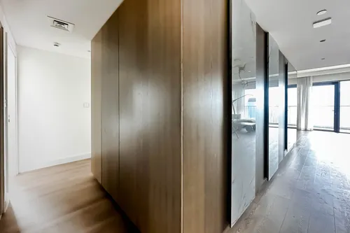 3 Bedrooms Apartment in Downtown Views II Tower 3