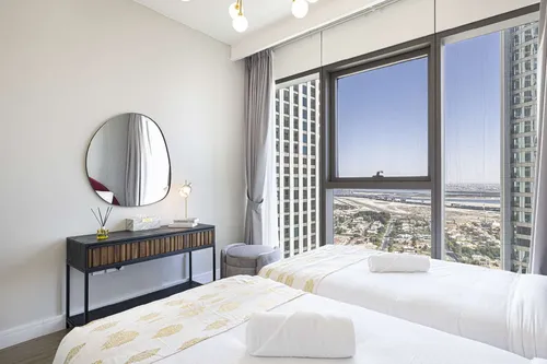 3 Bedrooms Apartment in Downtown Views II Tower 2