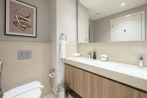 3 Bedrooms Apartment in Downtown Views II Tower 2
