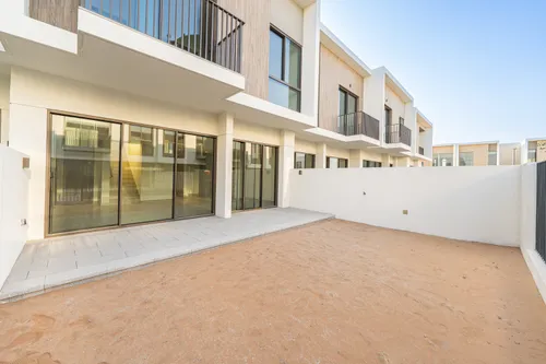 3 Bedrooms Villa in Orania