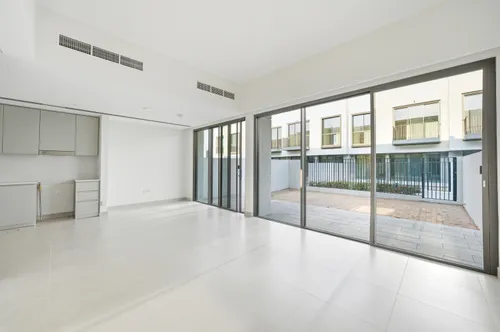 3 Bedrooms Villa in Orania