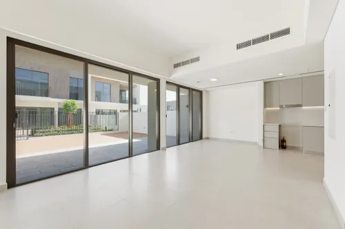 3 Bedrooms Villa in Orania