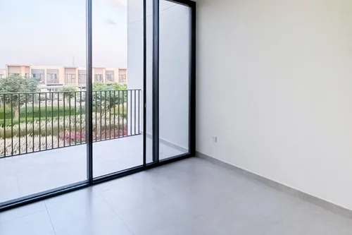 4 Bedrooms Townhouse in Orania