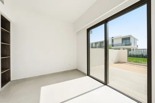 4 Bedrooms Townhouse in Orania