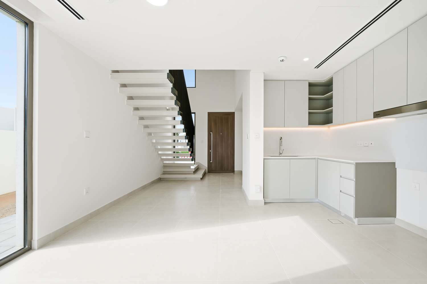 4 Bedrooms Townhouse in Orania