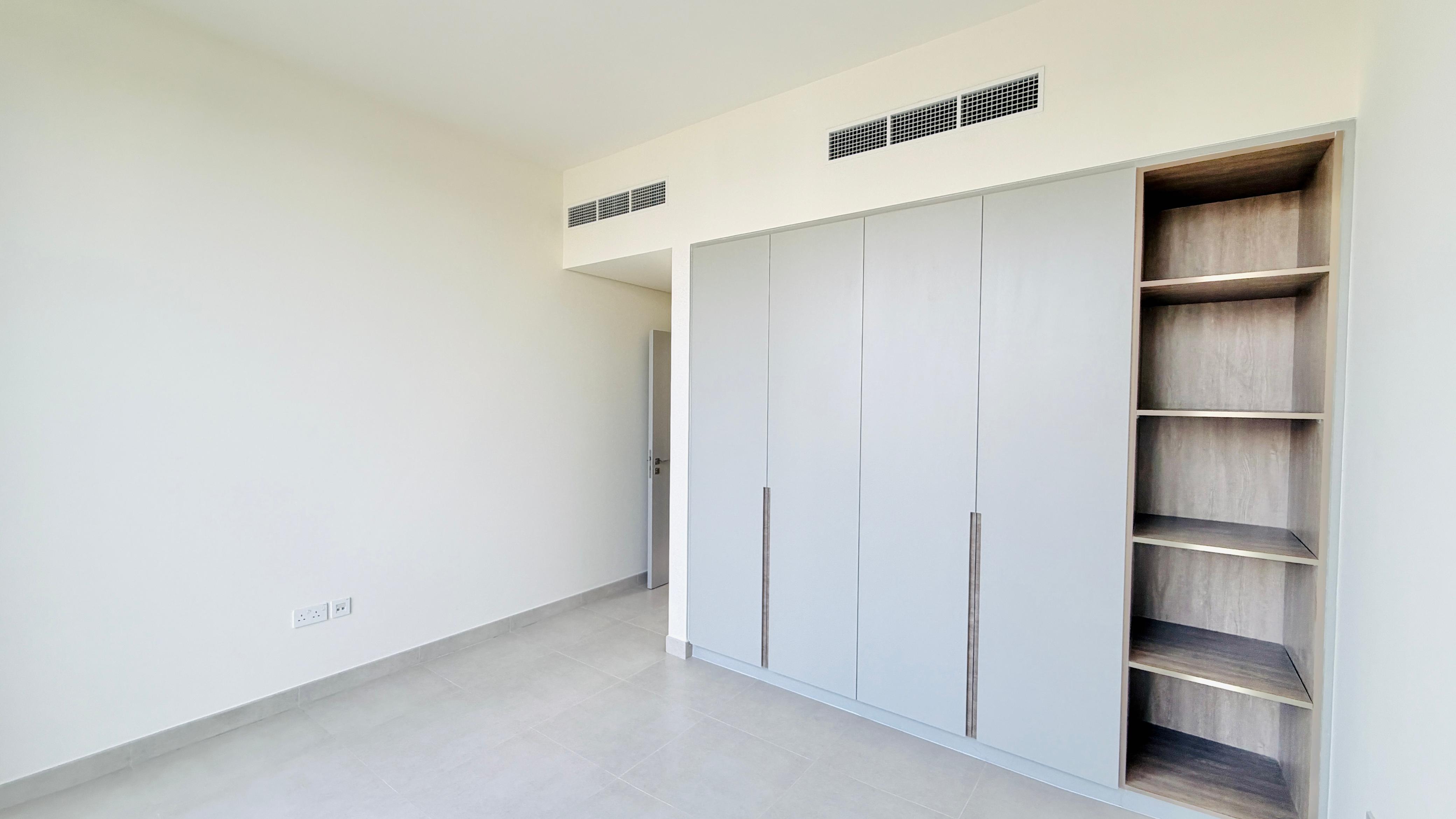 3 Bedrooms Townhouse in Orania