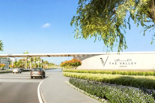 5 Bedrooms Townhouse in Rivana