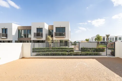 4 Bedrooms Townhouse in Orania