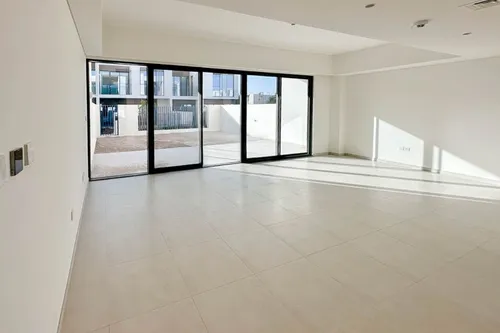 Vacant | Brand New | Near Pool | Great Location