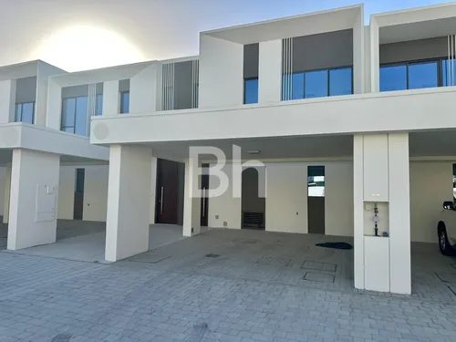 Vacant | Brand New | Near Pool | Great Location