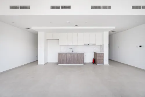 4 Bedrooms Villa in Talia