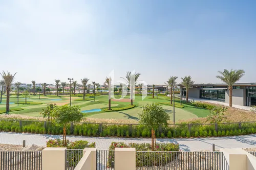 Single row | Golf and water view | Corner kitchen