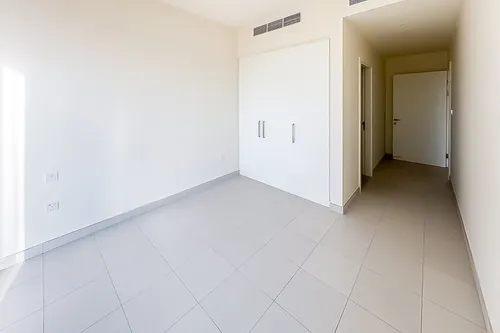 3 Bedrooms Townhouse in Parkside 1