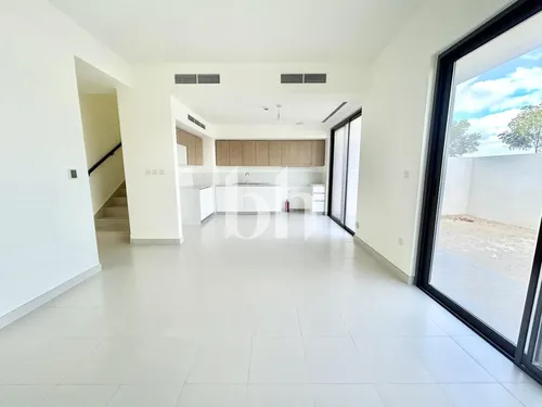 Corner Unit | Single Row | Landscaped | Spacious