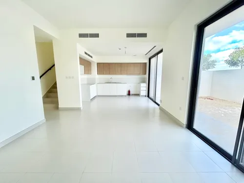 Corner Unit | Single Row | Landscaped | Spacious