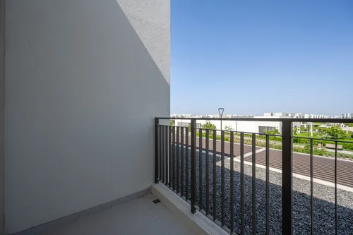 3 Bedrooms Townhouse in Parkside 3