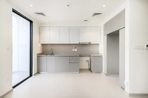 3 Bedrooms Townhouse in Greenview