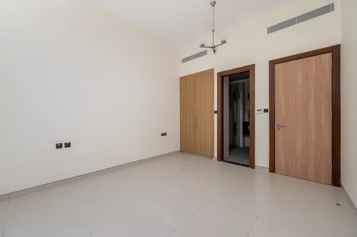 4 Bedrooms Villa in 180 Degrees Villas