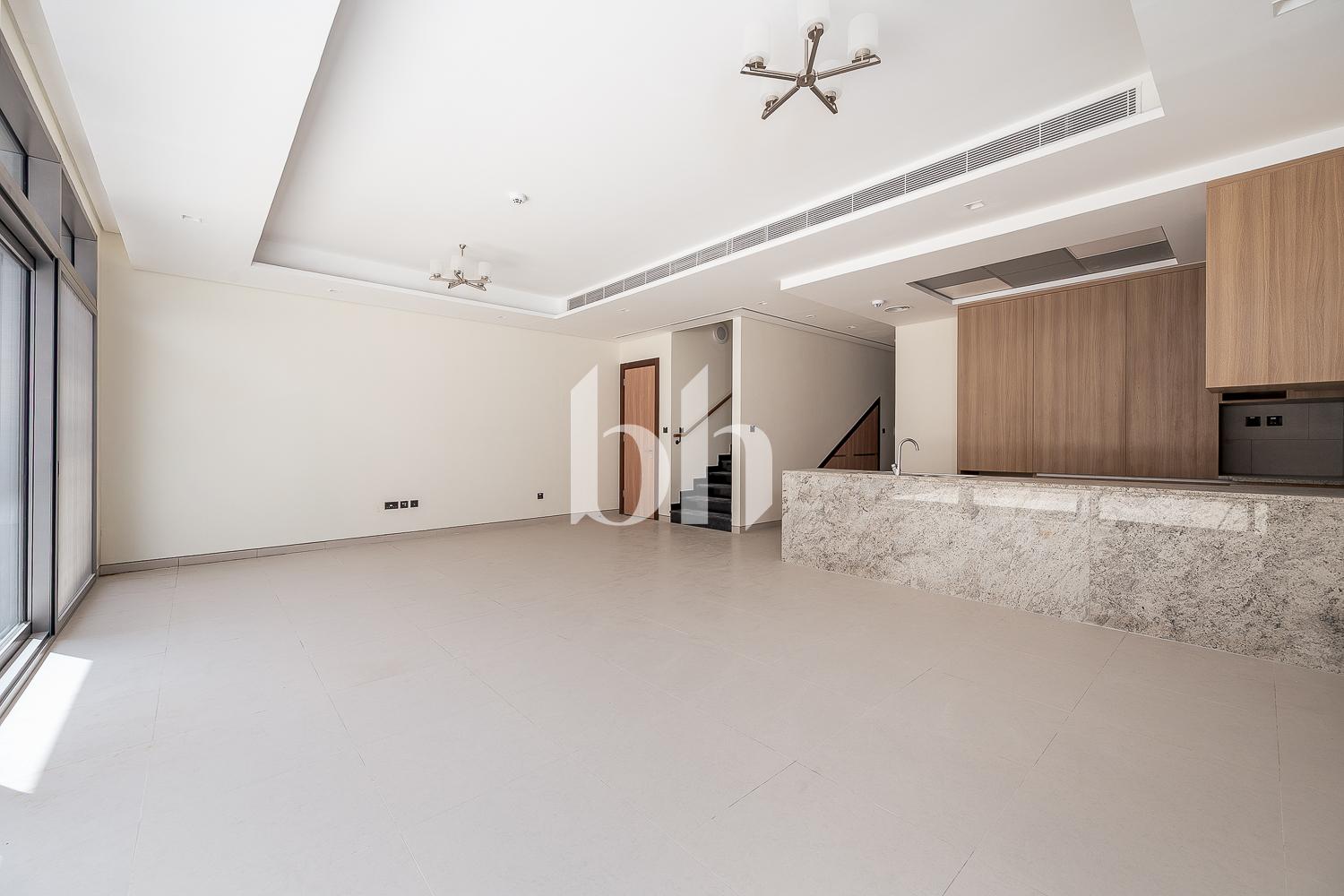 Corner Villa | 5 Bed Plus Maid Room |Move In Ready