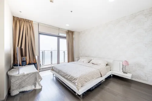 3 Bedrooms Apartment in D1 Tower