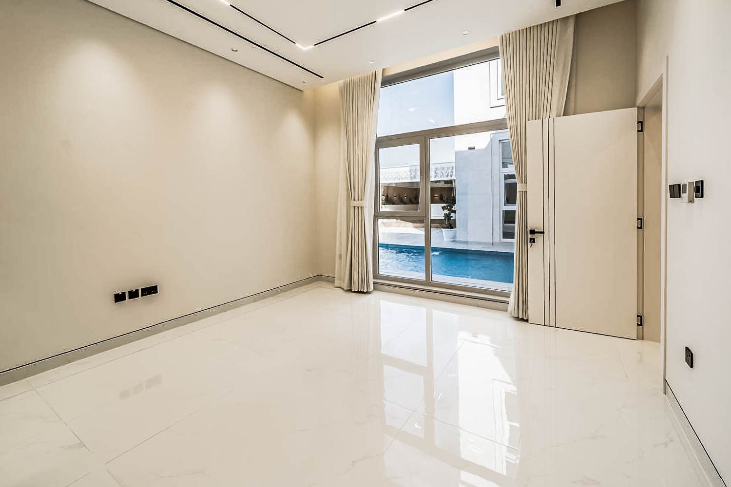 7 Bedrooms Villa in Nad Al Sheba Gardens 1