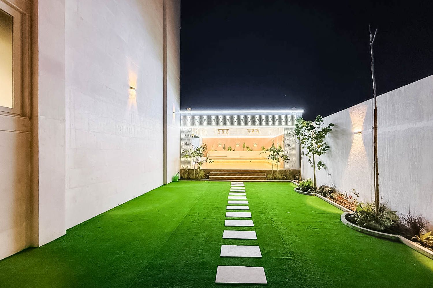 7 Bedrooms Villa in Nad Al Sheba Gardens 1